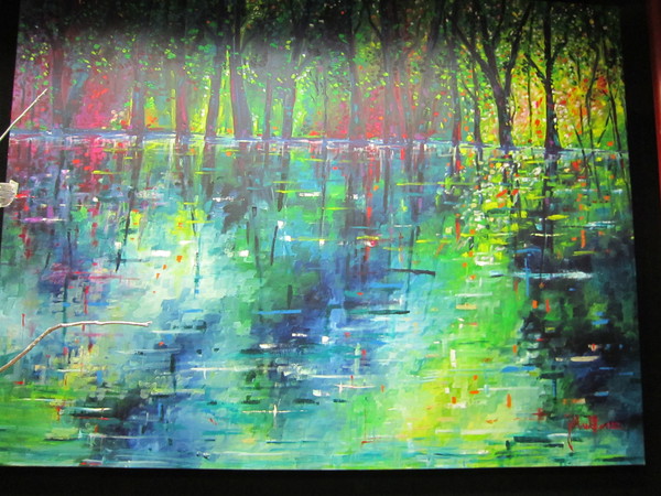 reflets des arbres de la foret sur le lac